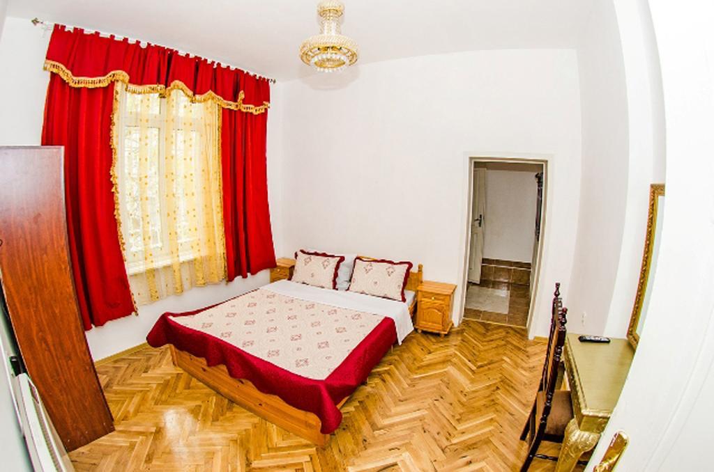Central Guesthouse Five Corners Sofia Esterno foto