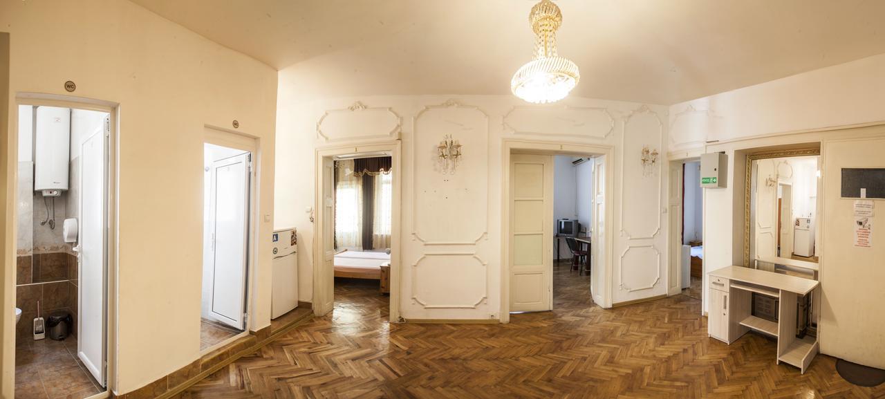 Central Guesthouse Five Corners Sofia Esterno foto